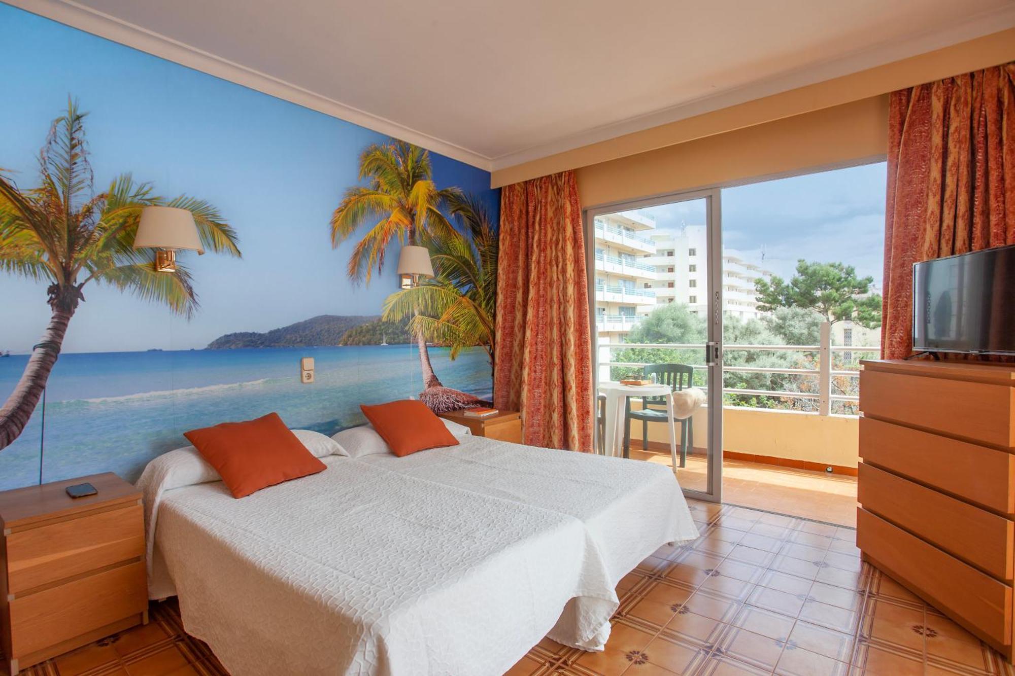 Bj Bei Juan Hostal S'Illot  Ngoại thất bức ảnh