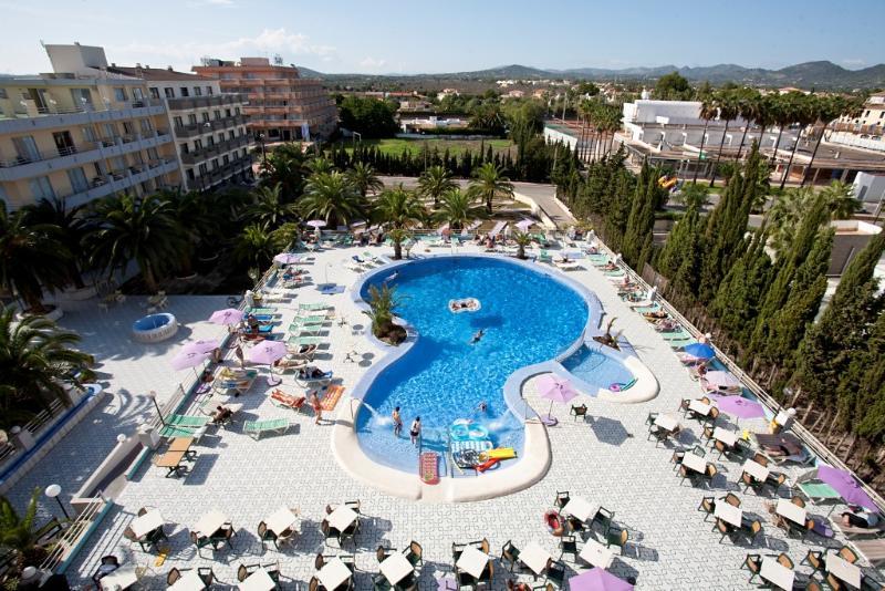 Bj Bei Juan Hostal S'Illot  Ngoại thất bức ảnh